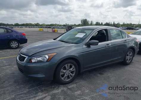 2010 Honda Accord 2.4 Lx-P из США, поврежденный, VIN 1HGCP2F45AA045401